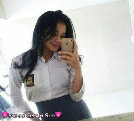 Bursa Cerita Sex: Pelan Pelan Saja Bursa Cerita Sex: Pelan Pelan Saja