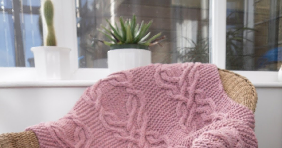 The Feminine Touch UK Knitting / Felting blog: Free Pattern - Cable Lap Bla...
