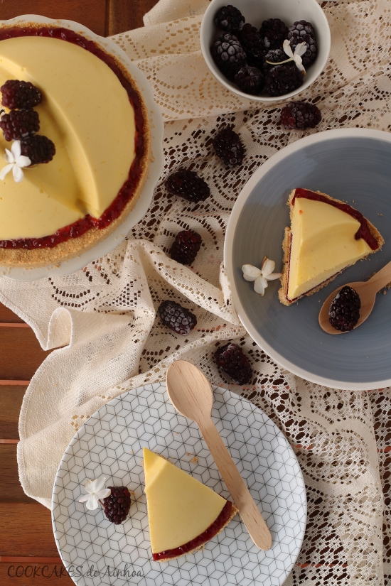 Tarta Mousse de Mango y Mora (sin horno)