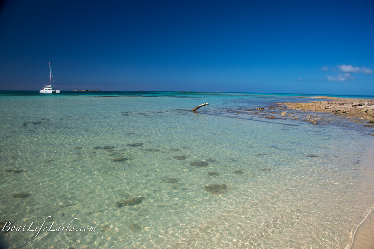 Sailing to Honeymoon Harbor, Bimini Islands Boat Life Larks SV Dulcinea