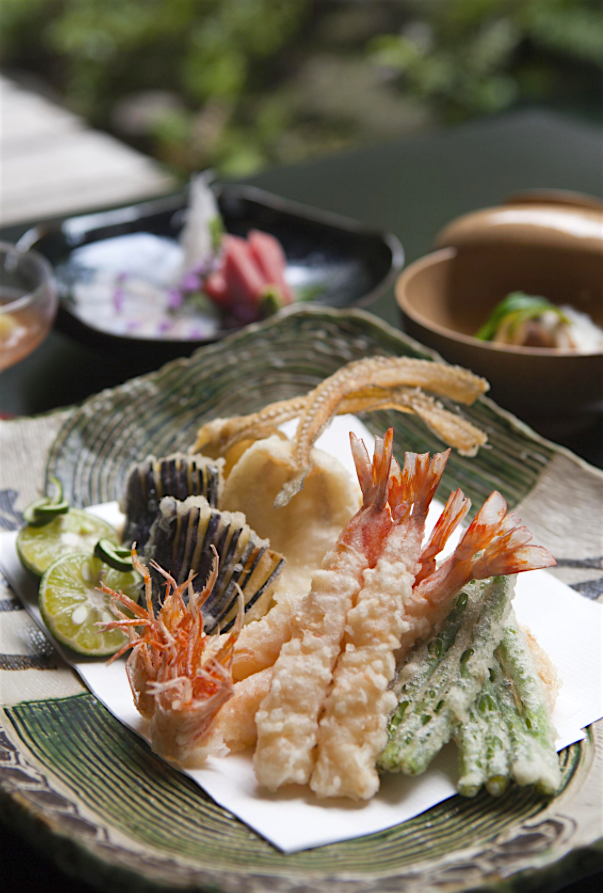 Scrumpdillyicious Yoshikawa Tempura in a Kyoto EdoPeriod Ryokan