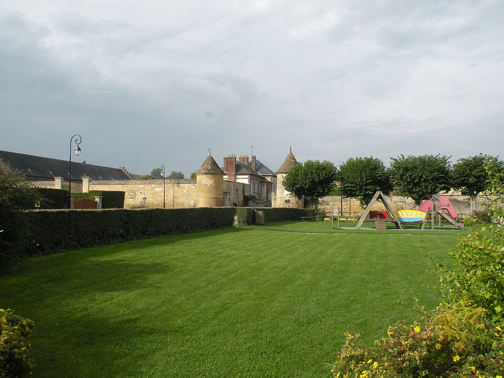Les Châteaux Royaux , Seigneuriaux et les villes Royales, Historique en