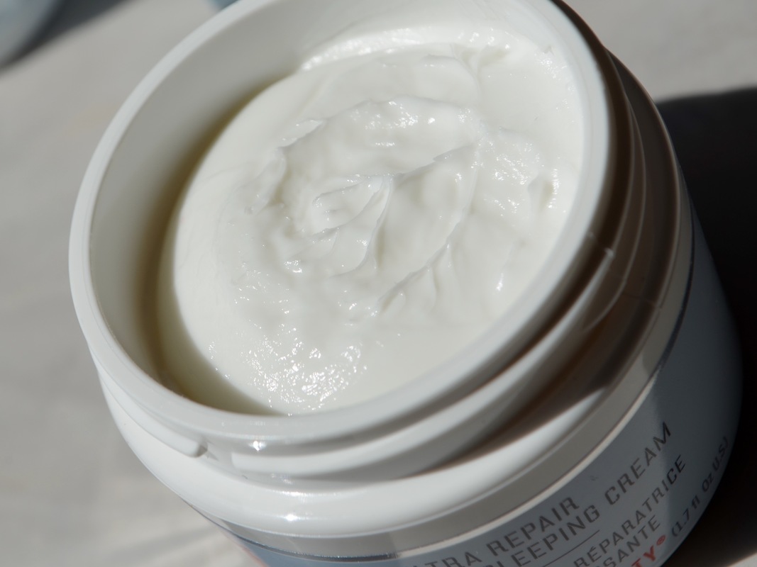 Skincare Edit First Aid Beauty Ultra Repair HydraFirm Sleeping Cream