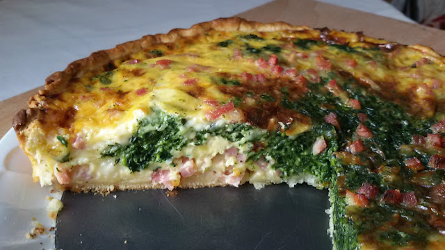 Quiche de espinacas con jamón