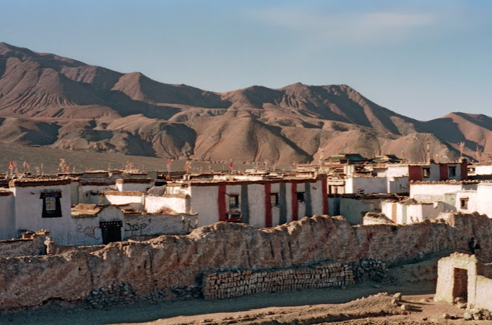 Tibet, Shalu, © L. Gigout, 1990