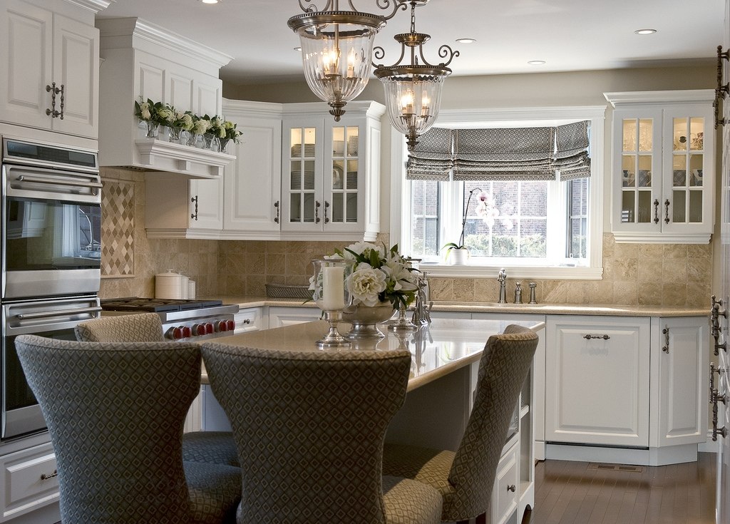 кухня прованс леруа. кухня столовая с 3 окнами в американском стиле. красивые кухни. кухни ваш дом. красивые кухни.