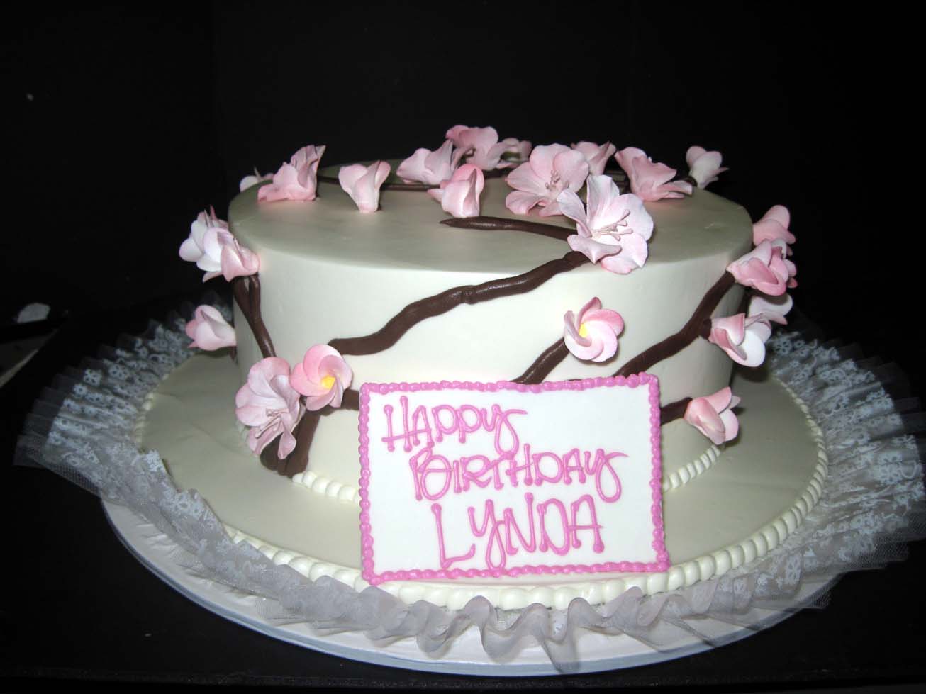 Hansen's Cakes It's always fun here at Hansen's Cakes!