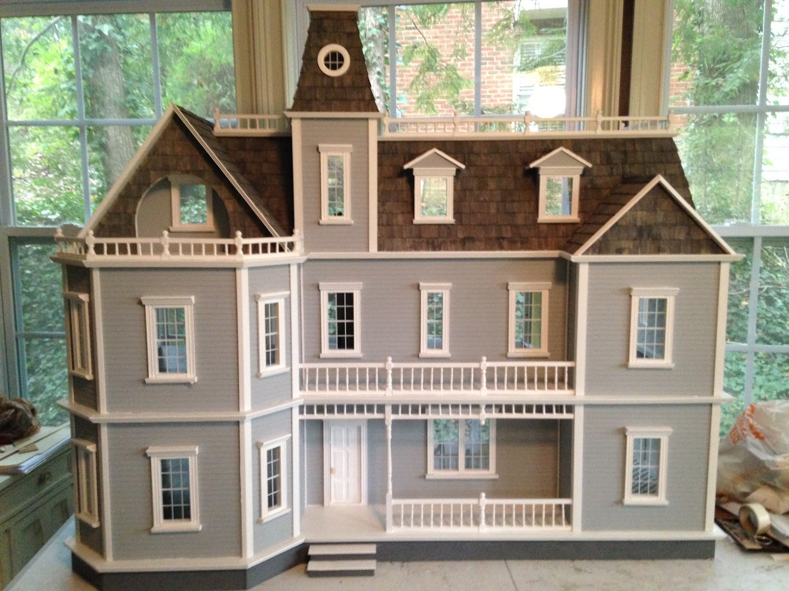 Little Darlings Dollhouses Bostonian