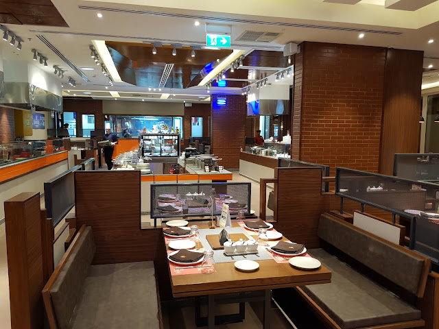 food blogger dubai barbeque nation indian barbecue interior