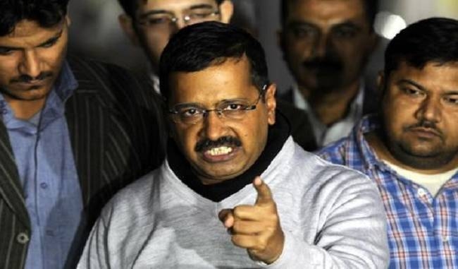 केजरीवाल ने दिल्ली में Ayushyman yojana पर बैन लगा दिया केजरीवाल ने दिल्ली में Ayushyman yojana पर बैन लगा दिया