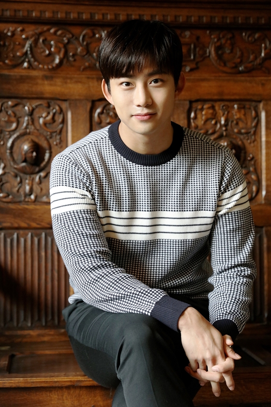 Taecyeon of 2PM hopes to invite TWICE after enlisting in the army