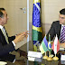 Governador e ministro discutem retomada da construção da Ponte do Rio Jari.