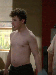 WE LOVE HOT GUYS: Nolan Gould shirtless in Modern family