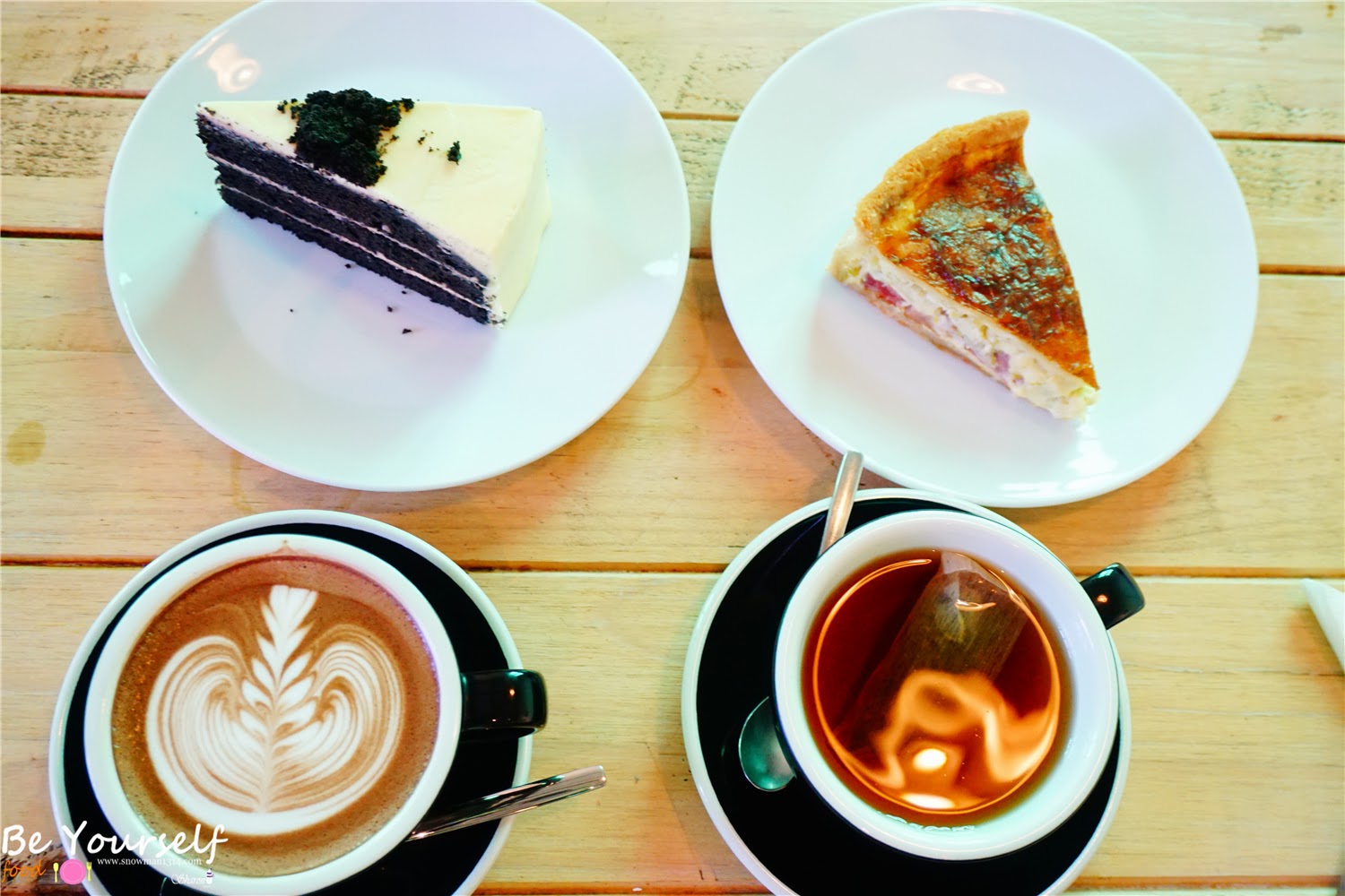 VCR Cafe Jalan Galloway Snowman · Sharing