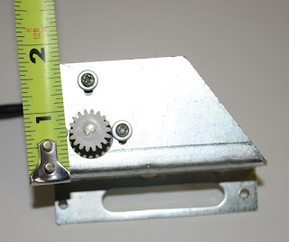Power Lift Operator Gear by Heng's Part # JRP1024B - Wrong Part classacustoms