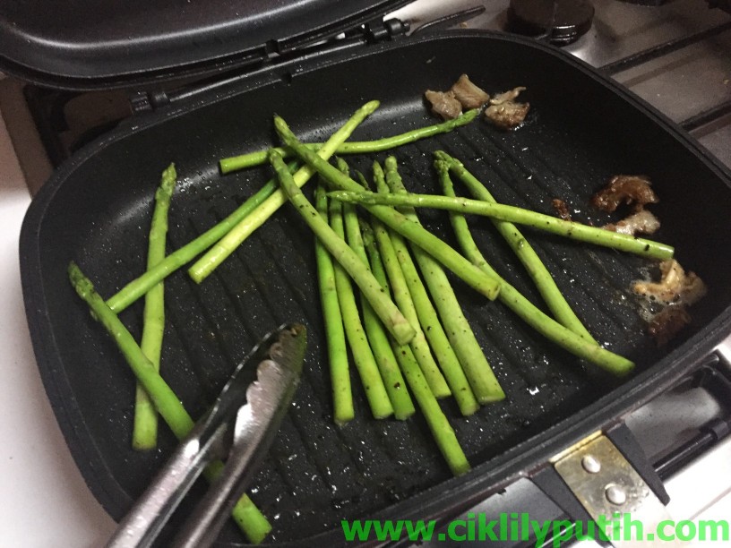 CikLilyPutih The Lifestyle Blogger: Dua Resepi Istimewa | Asparagus