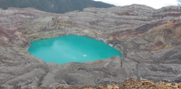 KAWAH GUNUNG DEMPO