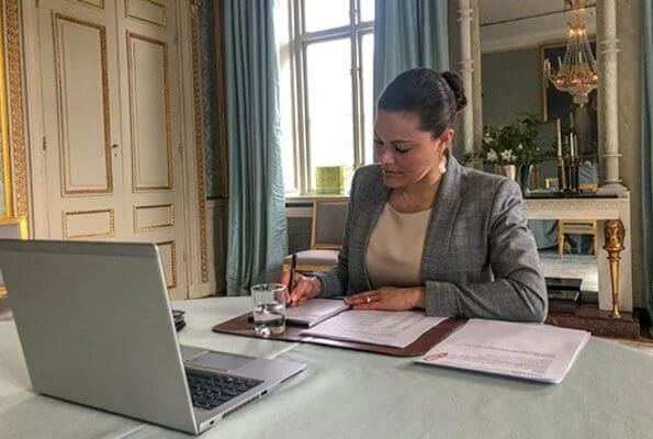 Crown Princess Victoria wore Tiger of Sweden chela blazer and a baroque pearl earrings by Cravingfor Jewellery Stockholm