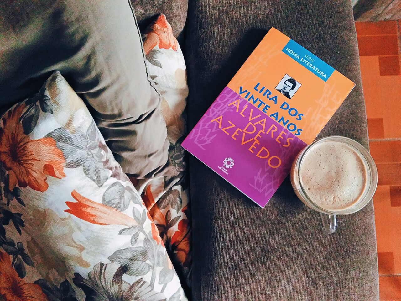 Resenha Lira dos vinte anos + 10 poemas preferidos Interesses Sutis Resenha Lira dos vinte anos + 10 poemas preferidos Interesses Sutis