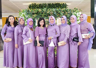 Model Kebaya Kombinasi Satin Model Kebaya Kombinasi Satin