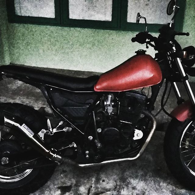 Gambar Motor Moge & Jadul Di Modifikasi Terbaru Dan Hasilnya Keren Gambar Motor Moge & Jadul Di Modifikasi Terbaru Dan Hasilnya Keren