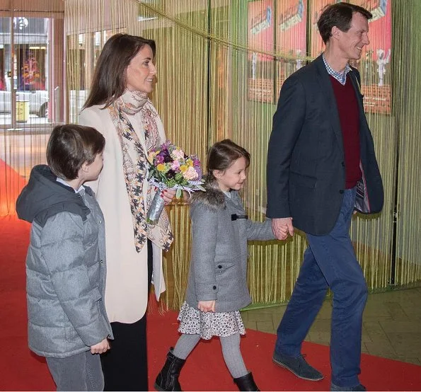 Princess Marie wore a new Goat fashion coat and a new Charlotte Sparre scarf! Princess Athena wore her Zara coat