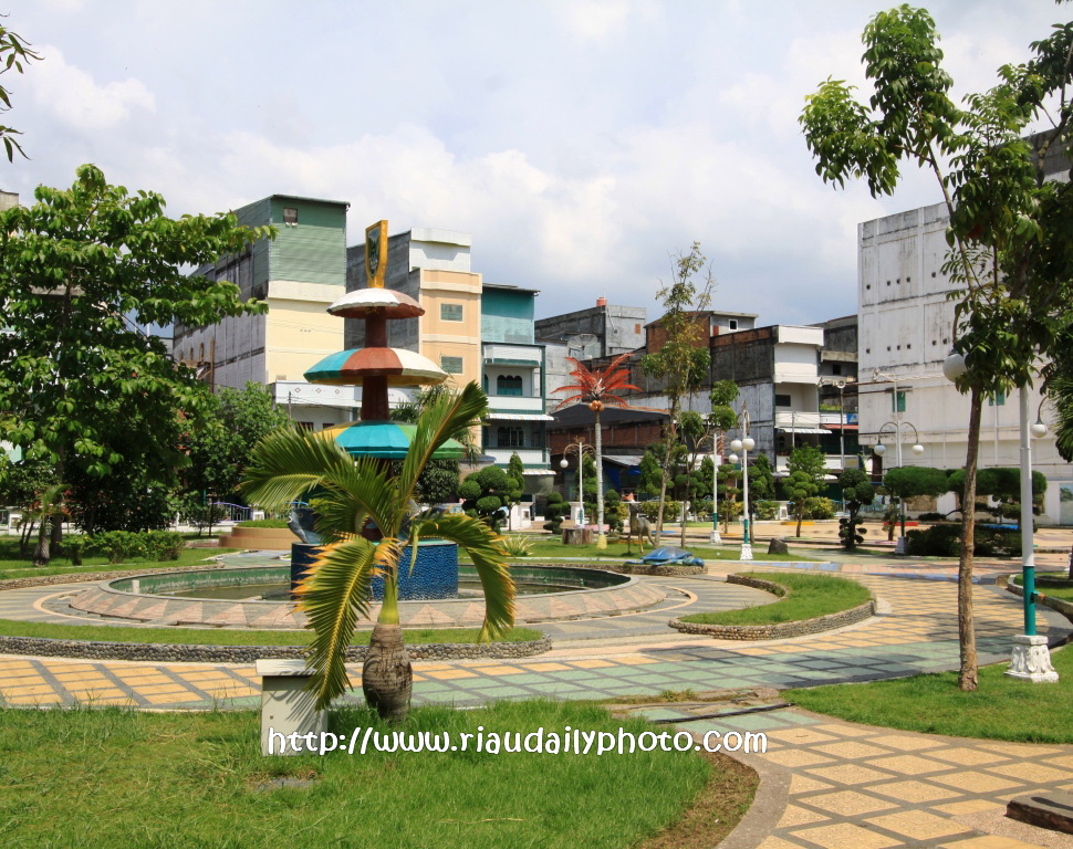 TAMAN KOTA BAGANSIAPIAPI | RIAU DAILY PHOTO