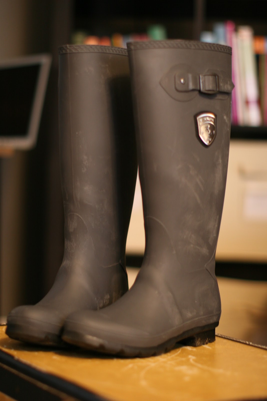gq rain boots