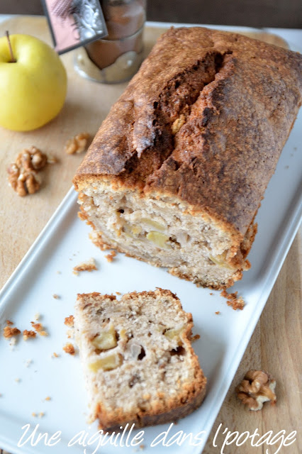 Cake à la poire et à l'amaretto, par Yotam Ottolenghi