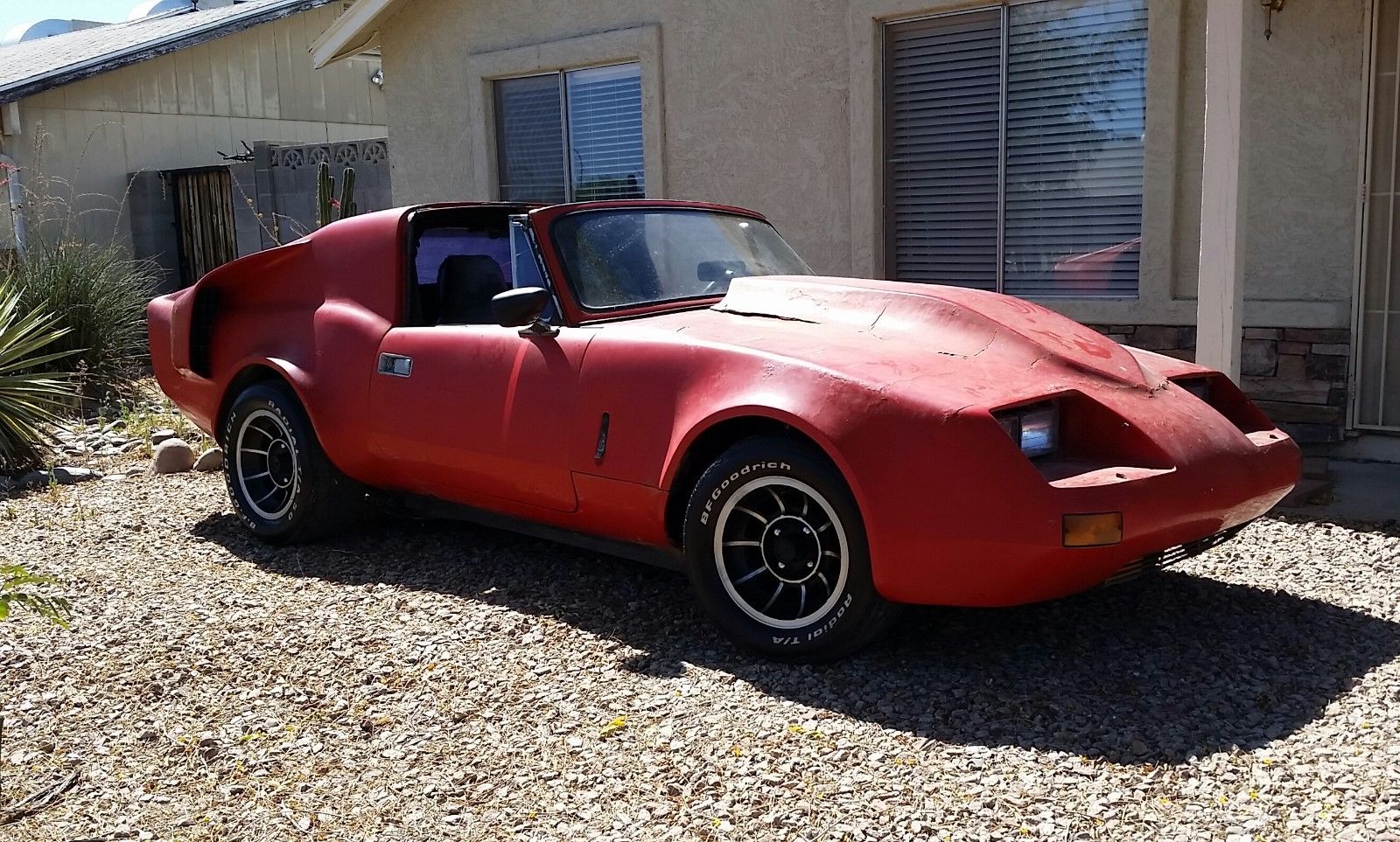 SpitGlass: Custom 1967 Triumph Spitfire V8