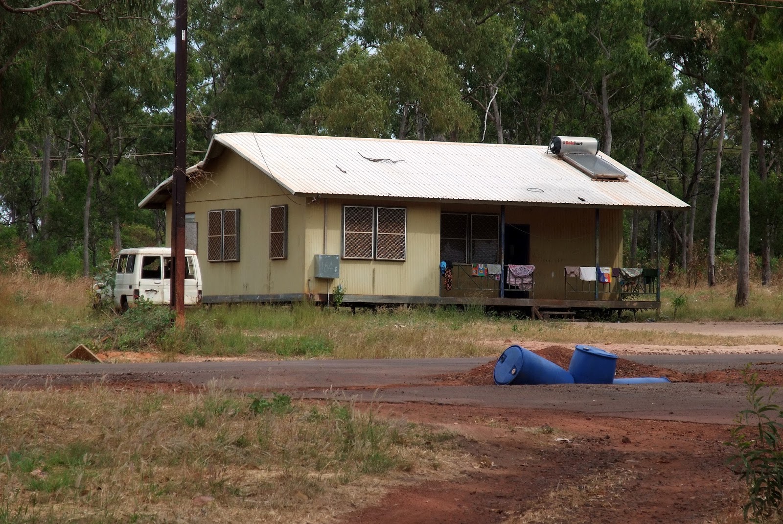 Tofu Photography A house at Galiwinku, Northern Territory