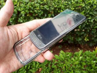 LG GD900 Crystal Transparan Seken Mulus Kolektor Item