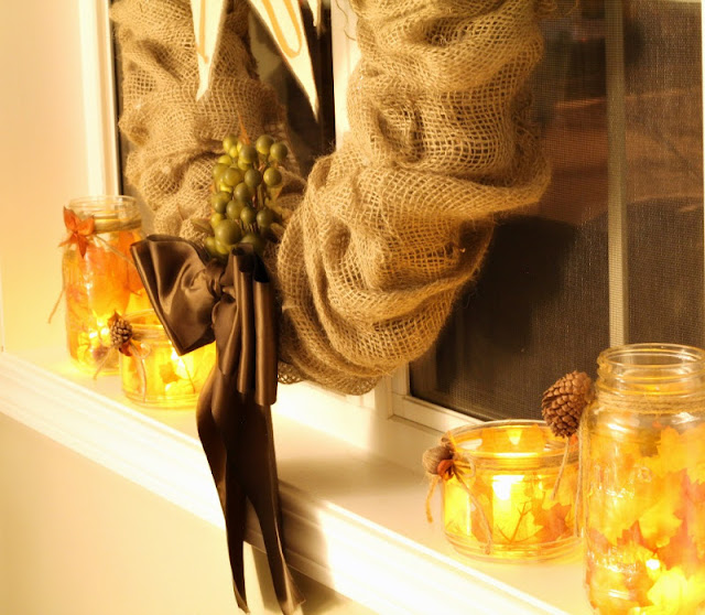 burlap wreath - www.turtlesandtails.blogspot.com