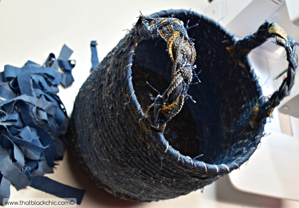 DIY Rope Basket with Recycled Denim [...And the Fabric Mart gift