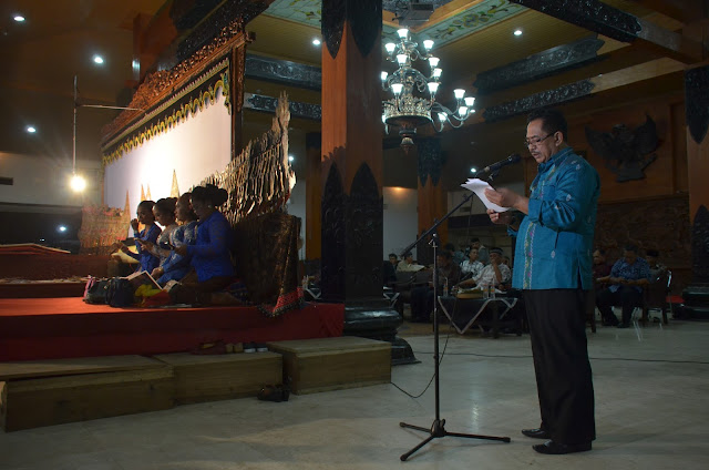 Plt Sekda Trenggalek Buka Pagelaran Wayang Kulit di Pendopo Manggala Praja Nugraha