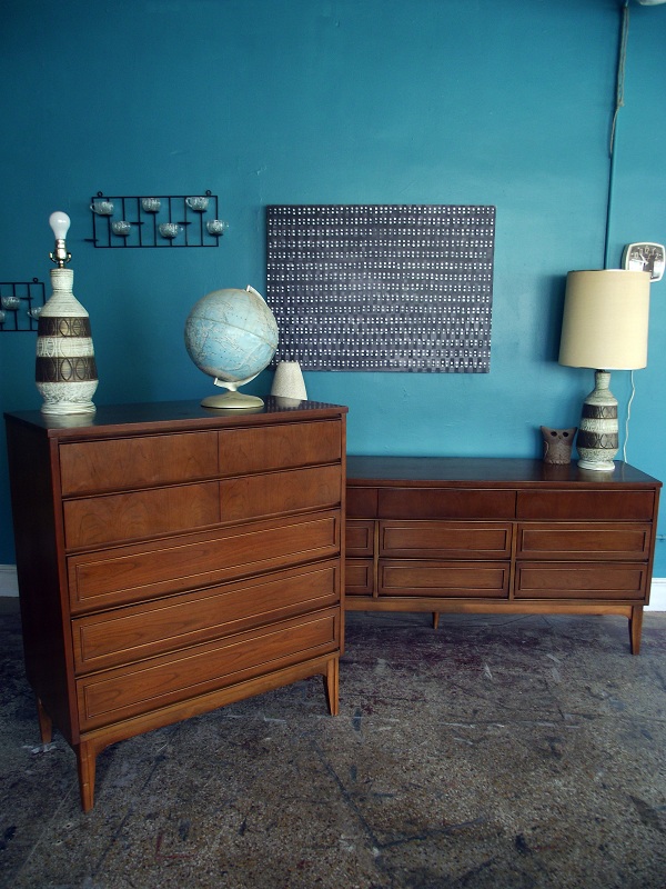 Vintage Ground: MCM Bedroom Set