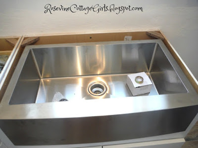 Magnus 33" apron front stainless steel farm sink