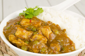  Cath's Meal Plan - Slow Cooker Chicken Curry on the menu this week on Debt Free Cashed Up and Laughing Click through for the recipe
