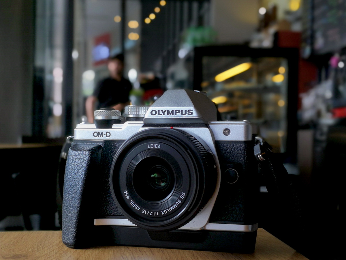 Burger Tonen Huisje ROBIN WONG : A Brief Encounter With Panasonic Leica 15mm F1.7