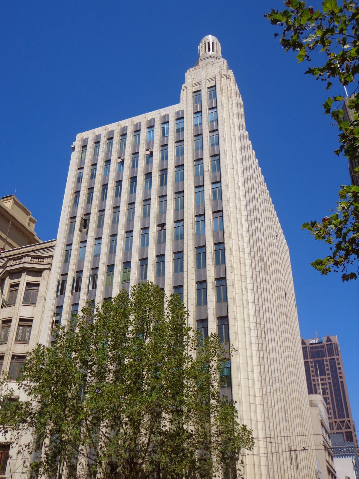 Beside the Yarra Art Deco Melbourne