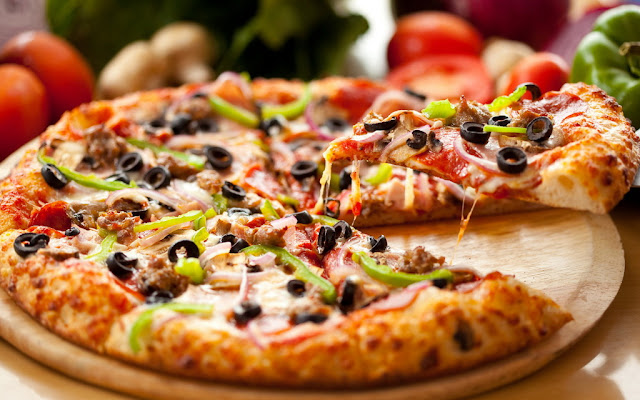 Bí quyết  ăn kiêng giảm cân The Engine 2 Diet Pizza