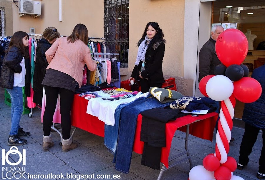 "Fashcina Moda i Complements"