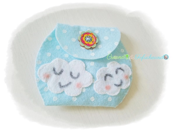 Monedero-de-nubes-como-hacer-monederos-de-fieltro-paso-a-paso-creandoyfofucheando