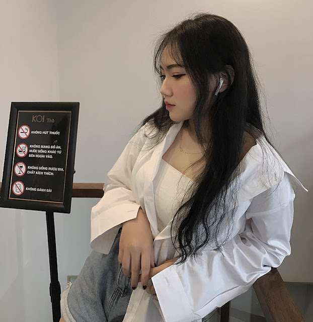 Trúc Quỳnh - Thằng bờm thích nắm xôi,còn anh thích nắm tay tôi chứ gì? Trúc Quỳnh - Thằng bờm thích nắm xôi,còn anh thích nắm tay tôi chứ gì?