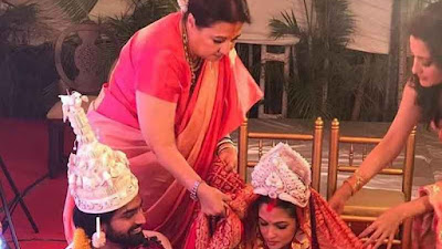 रिया सेन, शिवम तिवारी, मुनमुन सेन, राइमा सेन रिया सेन की शादी की तस्वीर