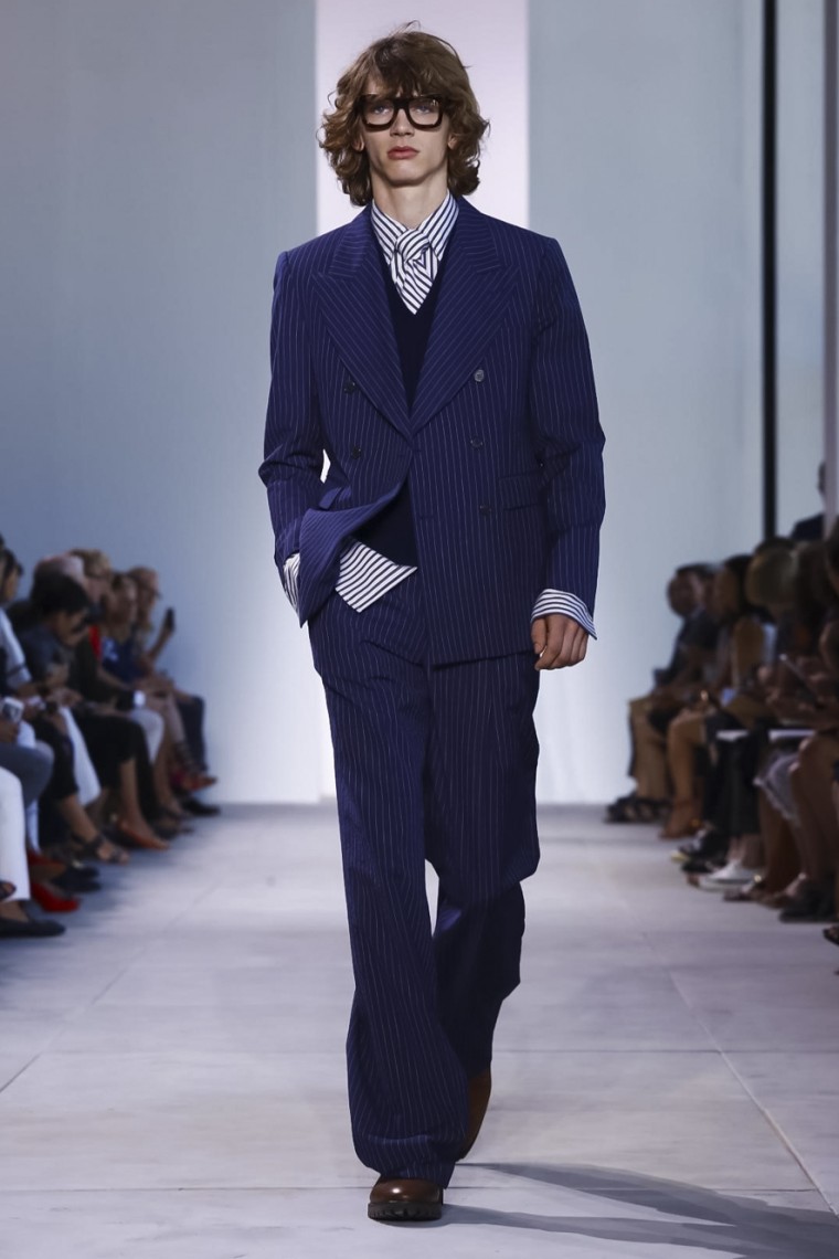 Michael Kors Spring Summer 2017 - New York Fashion Week michael-kors-spring-summer-2017-New-York-Fashion-Week, michael-kors-spring-summer, bag-michael-kors, sac-michael-kors, robe-michael-kors, lunettes-michael-kors, glasses-michael-kors, dress-michael-kors, chaussures-michael-kors, talons-michael-kors, escarpins-michael-kors, wheels-michael-kors, dudessinauxpodiums, du-dessin-aux-podiums, kendall-jenner-michael-kors