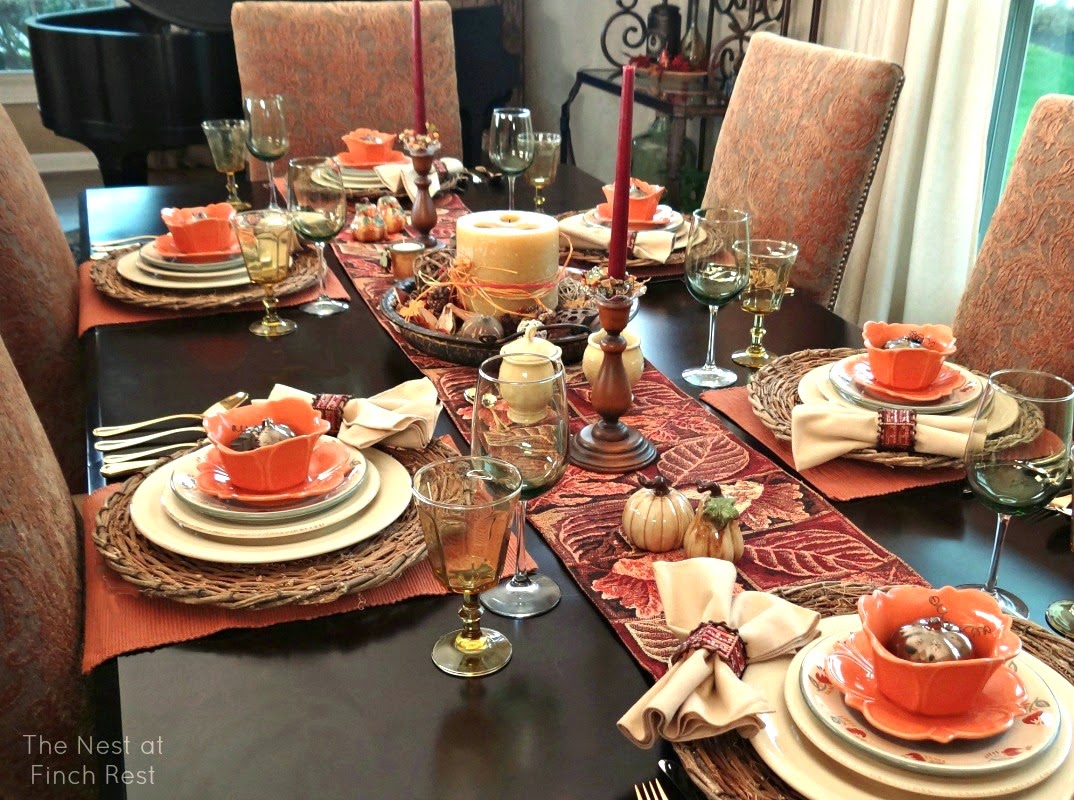 The Nest at Finch Rest: Warm Autumn Tablescape