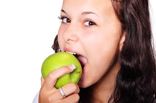 Tips Diet dan Cara Diet Sehat Alami Rahasia Panjang Umur Orang Jepang! pola makan diet, makan cukup 80% penuh