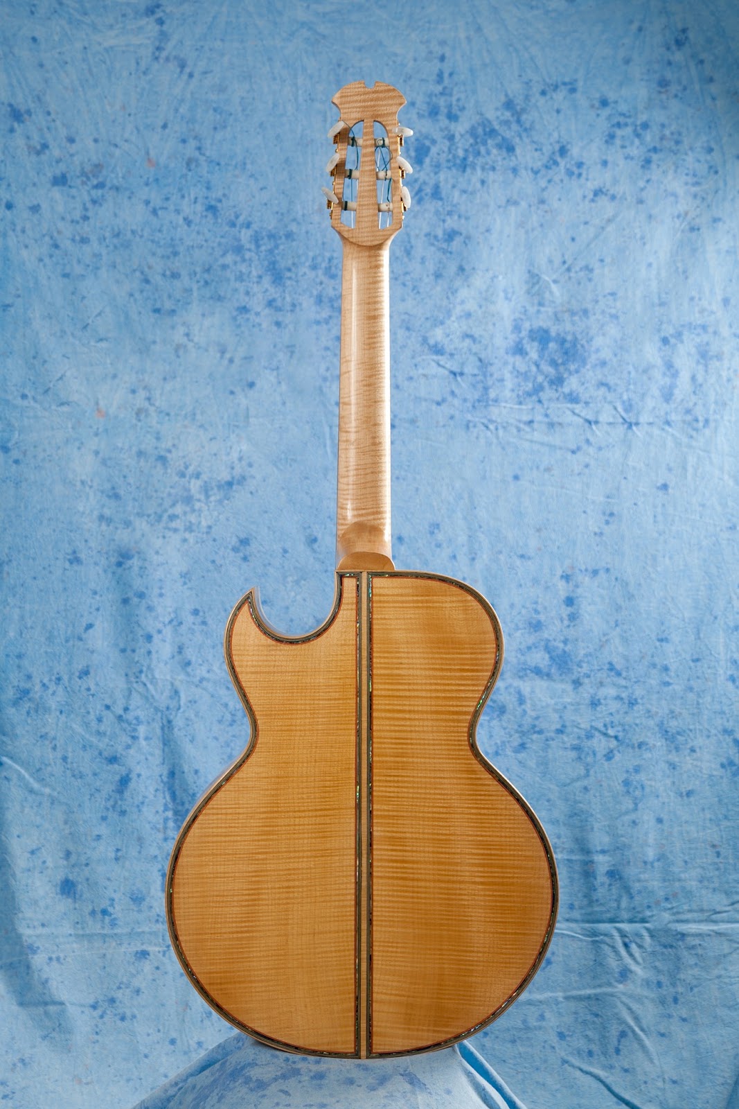 Guitarras custom construídas por Rodolfo Cucculelli, Luthier