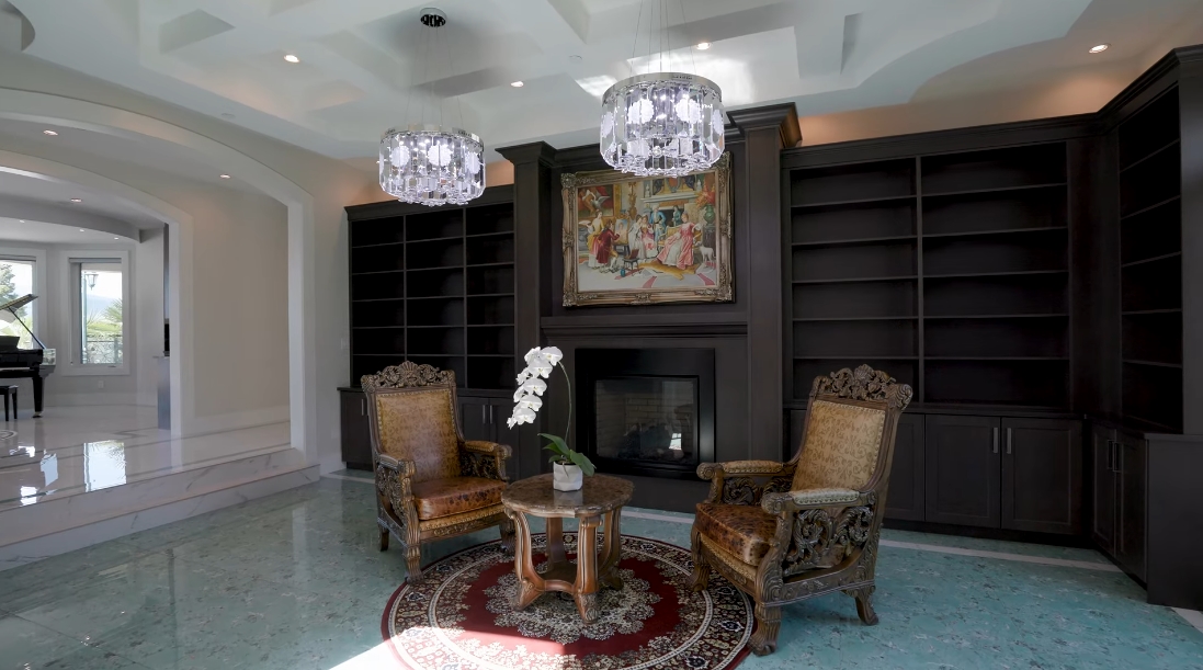 Tour 5358 Kensington Crescent, West Vancouver vs. 73 Interior Design Photos